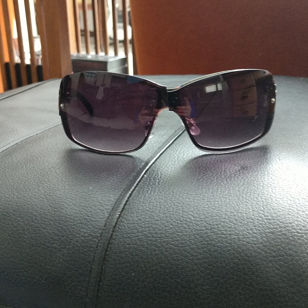 Sunglasses bnwt